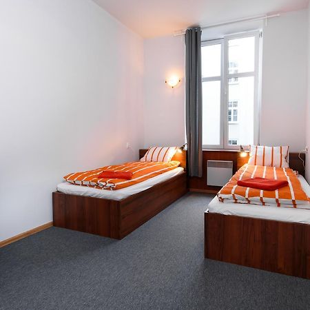 Constitution Square Rooms وارسو المظهر الخارجي الصورة