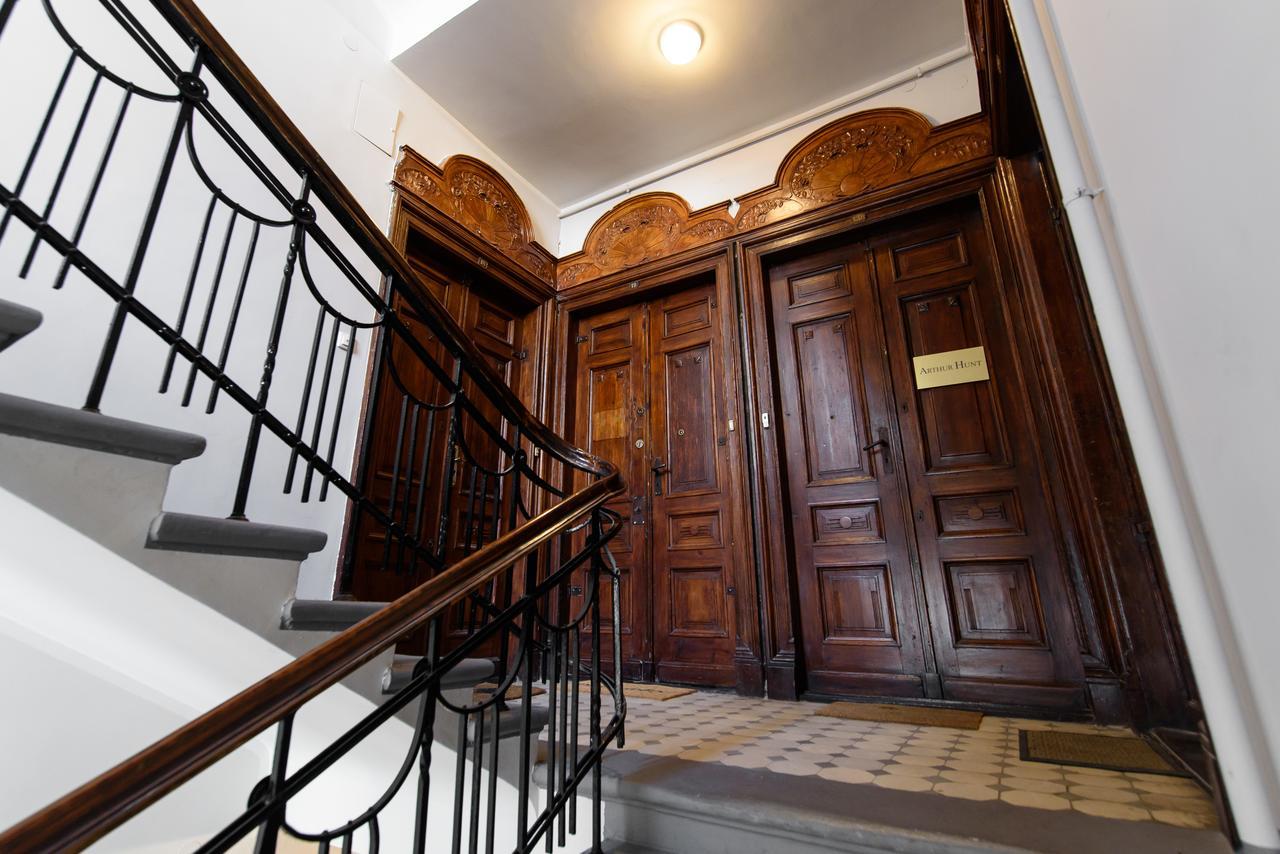 Constitution Square Rooms وارسو المظهر الخارجي الصورة