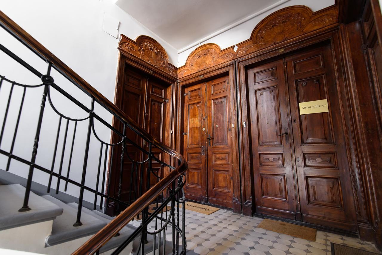 Constitution Square Rooms وارسو المظهر الخارجي الصورة