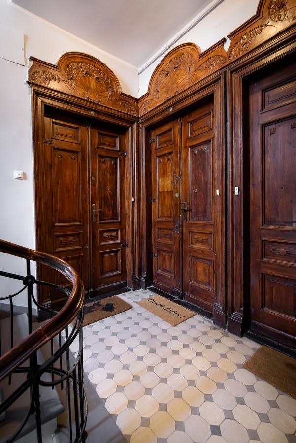 Constitution Square Rooms وارسو المظهر الخارجي الصورة