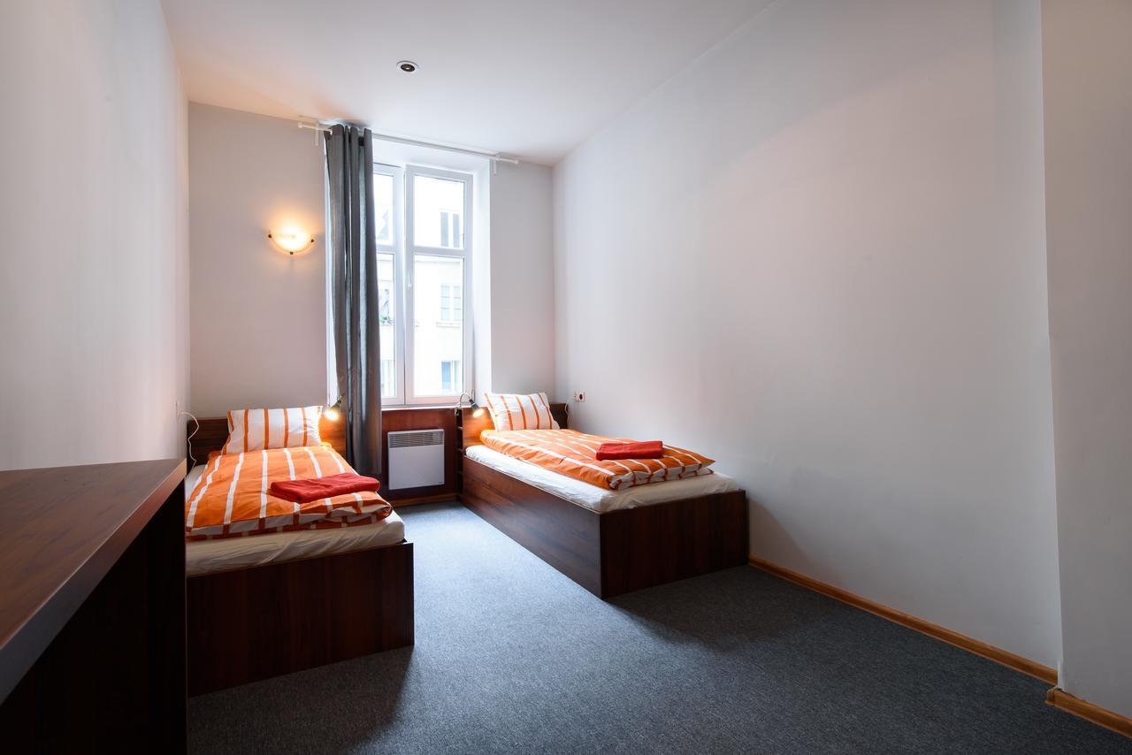 Constitution Square Rooms وارسو المظهر الخارجي الصورة